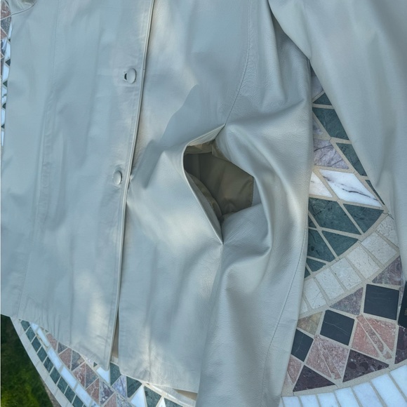 NWT Vintage Italian Leather Trench Coat - Picture 13 of 15